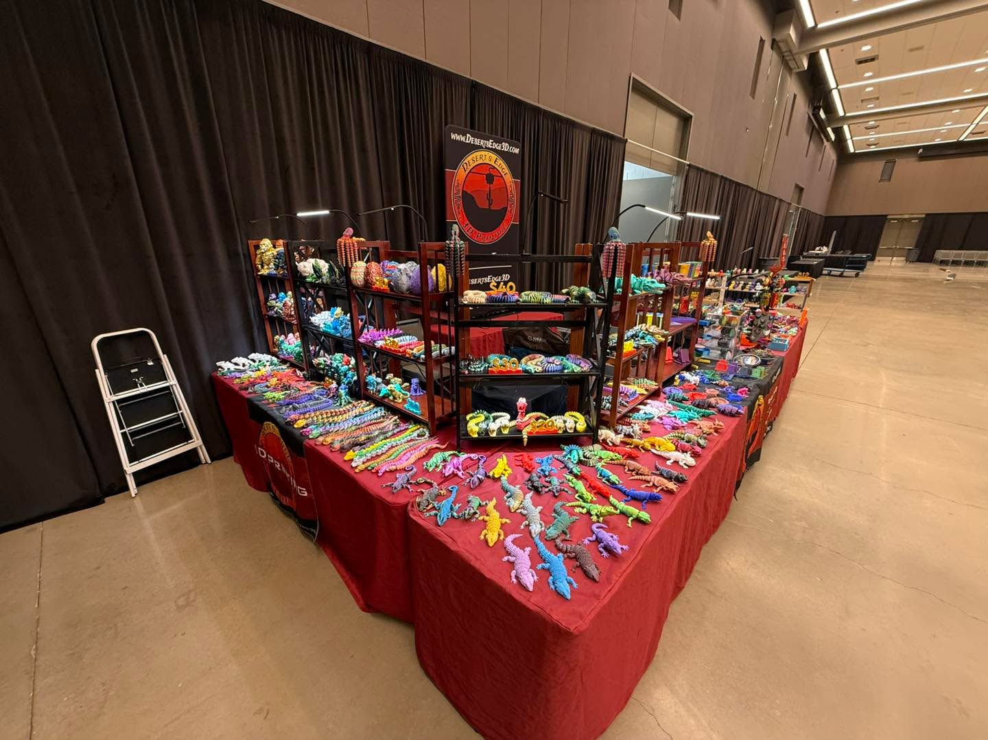 This weekend we are doing something alittle different. Setup at the bushconventioncenter downtown midland. For the midlandquiltersguild Quilt Show! Come see us Friday and Saturday 9-5. We have our usual
Lineup of 3D Printed items plus an assortment of 3D quilting stuff.