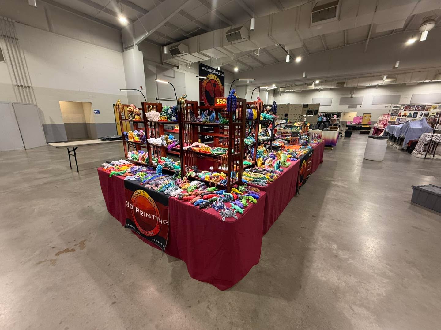 This weekend we are setup in Fort Smith Arkansas at the rivervalleycomiccon! Come see us at our first Arkansas show!
We have our 3D as usual and also some of Karens Kreations crochet!
.
.
.
#royalpythonsofinstagram #royalpythonsofig #royalpythons #royalpythonmorphs #royalpythonbreeder #royalpython #desertsedgeexotics #ballpythonbreeder #reptilesofinstagram #ballpythonmorph #ballpythonofinstagram #ballpython #ballpythonmorphs #reptilebreeder #ballpythonsofinstagram #reptilekeeper #ballpythonbreeding #reptiles #snakesofinstagram #fort #smith #fortsmith #fortsmitharkansas #fortsmithar #FortSmithEvents #rivervalleycomiccon #comicon #3D #3D #print