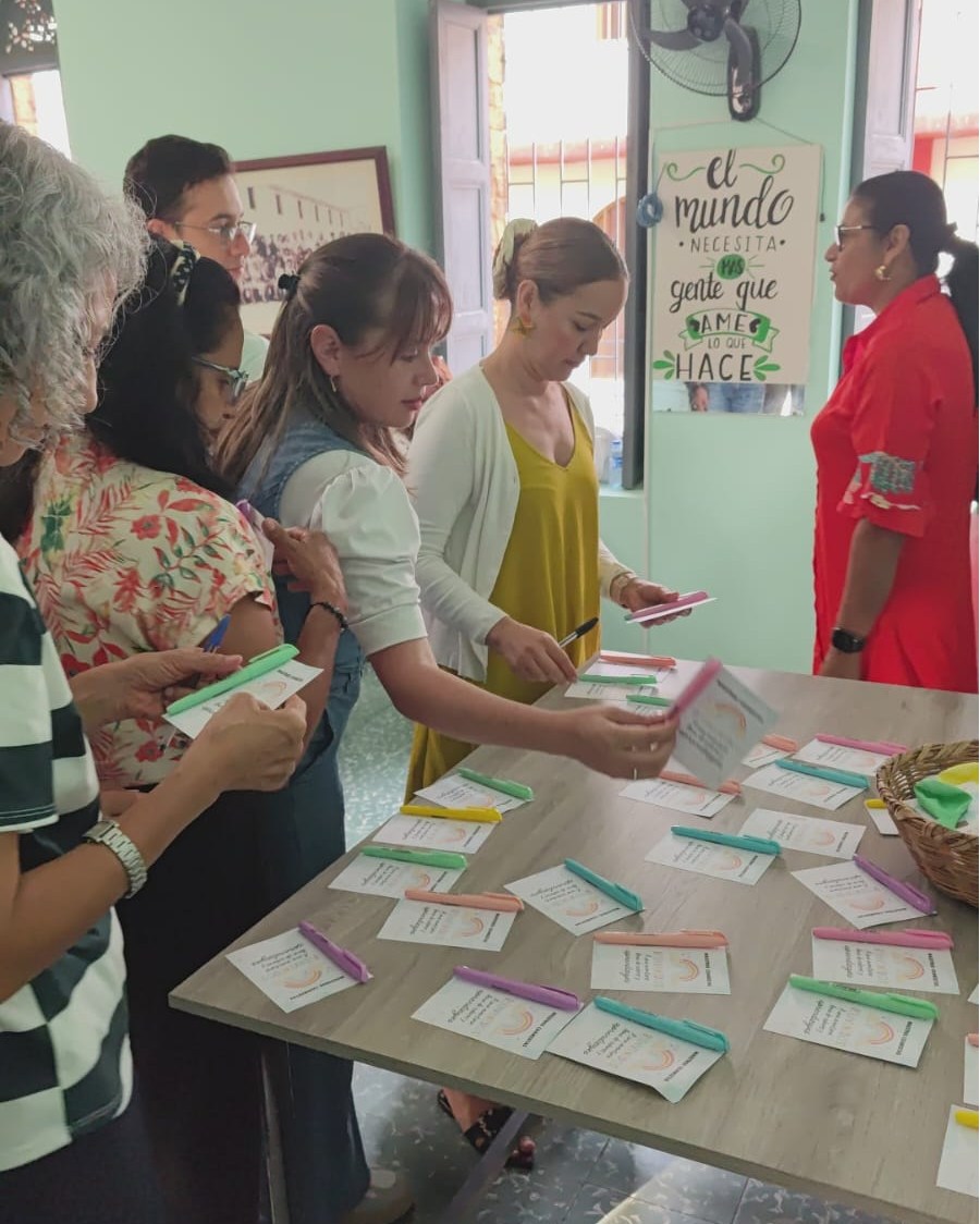 Cerramos con alegría nuestra Semana Institucional 2026 🏫💙 (📅 13 al 16 de enero)
Un espacio de planeación, unión y vocación 🙌📚 donde directivos y docentes fortalecimos cada proceso para brindarles a nuestros estudiantes un regreso a clases con calidad, acompañamiento y sentido humano 🤝🌟
¡Listos para recibirlos y empezar juntos un gran año! 🚀📖✨
#coamsocorro #coam #colegioAvelinaMoreno #SocorroSantander
#RegresoAClases #TemporadaEscolar #InicioDeClases #AñoEscolar2026 #Educación #Docentes #Colegio #Escuela #Estudiantes #Aprendizaje #Planeación #TrabajoEnEquipo #Santander #Socorro