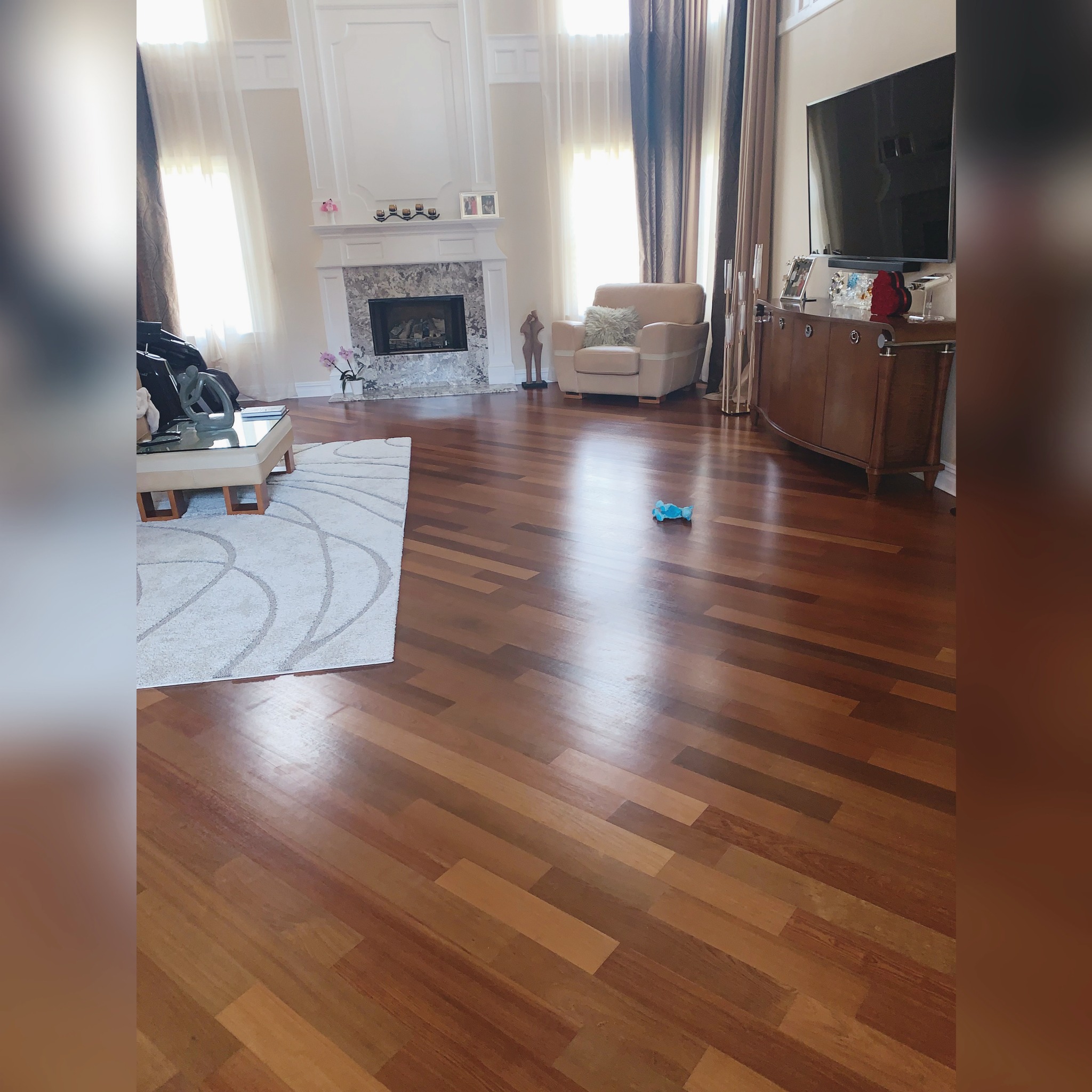 Brazilian Cherry, solid hardwood, 4" x 3/4". Supplied by Dynasty Flooring Supply for our beloved customer. This beauty was installed 20+ years ago using some of our best polyurethane, and it's still looking great!#hardwoodflooringsupply #braziliancherryhardwood #hardwoodfloors #hardwoodflooring #polyurethane