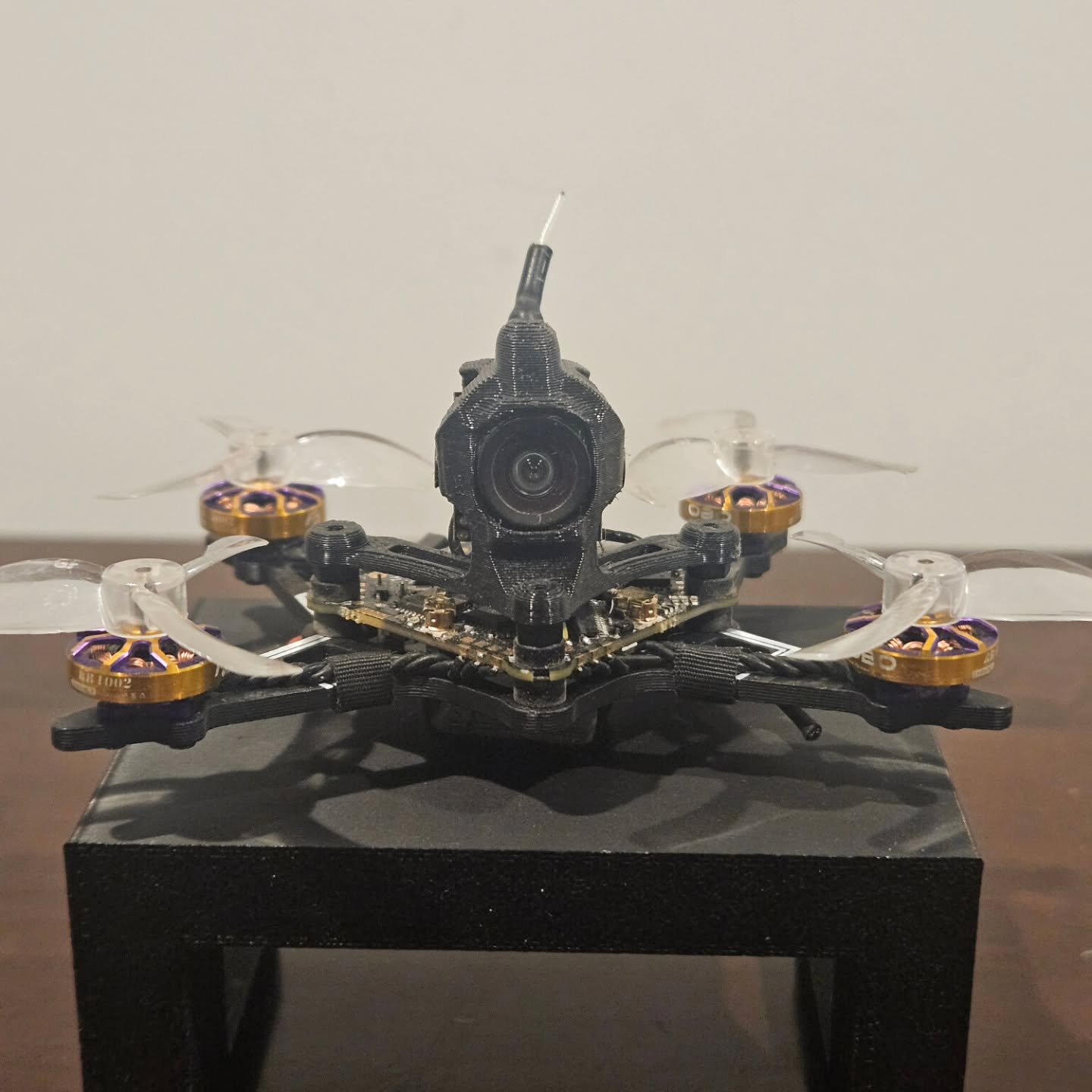 Analog Deadcat, Analog Freestyle, HD Walksnail, and now HD DJI O4.I've always been a fan of the @flywoofpv Firefly series. Super tiny drone that is enormous fun. The new O4 version is not different. Super stable flyer, no jello, extremely quiet, and able to hit the tiniest gaps. Another great drone from Flywoo!