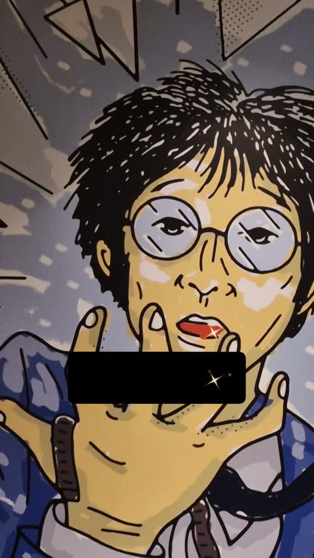 Hace algunas semanas tuvimos la oportunidad de conocer a Kikuo Ibe, ingeniero japonés reconocido internacionalmente por haber creado G-SHOCK, el reloj indestructible, que revolucionó la industria relojera mundial.
Durante esta visita compartió una reflexión que fue más allá de la relojería: la perseverancia, la creatividad y la capacidad de transformar los errores en nuevas oportunidades, por ello la conversación giró en torno a un concepto que ha acompañado a la marca desde su origen: la resistencia.
Kikuo Ibe relató un episodio de su vida que sin duda marcó el origen de G-SHOCK: la pérdida de un reloj con un fuerte valor personal que terminó rompiéndose tras una caída. Lo que para muchas personas habría sido una experiencia cotidiana, para él fue el punto de partida hacia una búsqueda que transformó los estándares de resistencia dentro de la industria relojera.
Su misión fue crear un reloj que cumpliera con 3 características simultáneas y revolucionarias para la época: resistir una caída de 10 metros, poder sumergirse a 10 m de profundidad y tener una batería con duración de 10 años.
#gshock
#casiogshockmx
#kikuoibe
@gshockamericalatina Hace algunas semanas tuvimos la oportunidad de conocer a Kikuo Ibe, ingeniero japonés reconocido internacionalmente por haber creado G-SHOCK, el reloj indestructible, que revolucionó la industria relojera mundial.
Durante esta visita compartió una reflexión que fue más allá de la relojería: la perseverancia, la creatividad y la capacidad de transformar los errores en nuevas oportunidades, por ello la conversación giró en torno a un concepto que ha acompañado a la marca desde su origen: la resistencia.
Kikuo Ibe relató un episodio de su vida que sin duda marcó el origen de G-SHOCK: la pérdida de un reloj con un fuerte valor personal que terminó rompiéndose tras una caída. Lo que para muchas personas habría sido una experiencia cotidiana, para él fue el punto de partida hacia una búsqueda que transformó los estándares de resistencia dentro de la industria relojera.
Su misión fue crear un reloj que cumpliera con 3 características simultáneas y revolucionarias para la época: resistir una caída de 10 metros, poder sumergirse a 10 m de profundidad y tener una batería con duración de 10 años.
#gshock
#casiogshockmx
#kikuoibe
@gshockamericalatina