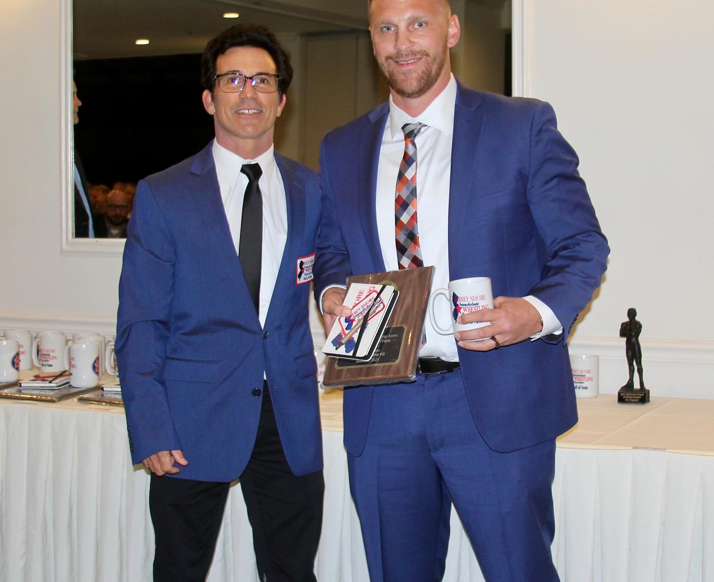 Great night celebrating the Hall of Fame inductees and seeing my legendary high school coach, Warren Reid. Congrats to Jeff Siciliano @hotpepperjeff and Andrew Van Dyk @atvandyk on being inducted into the Jersey Shore Hall of Fame (Region 6)! 💪🏅 #HallOfFame #LegendaryCoach #region6