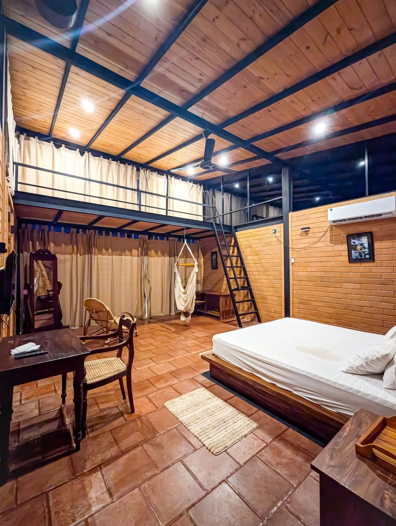 A place where mornings are quiet,
views stretch endlessly,
and time moves a little slower.
Welcome to your peaceful escape 🌿
#villa1972 #peacefulescape #luxuryvilla #natureretreat #srilankavillas