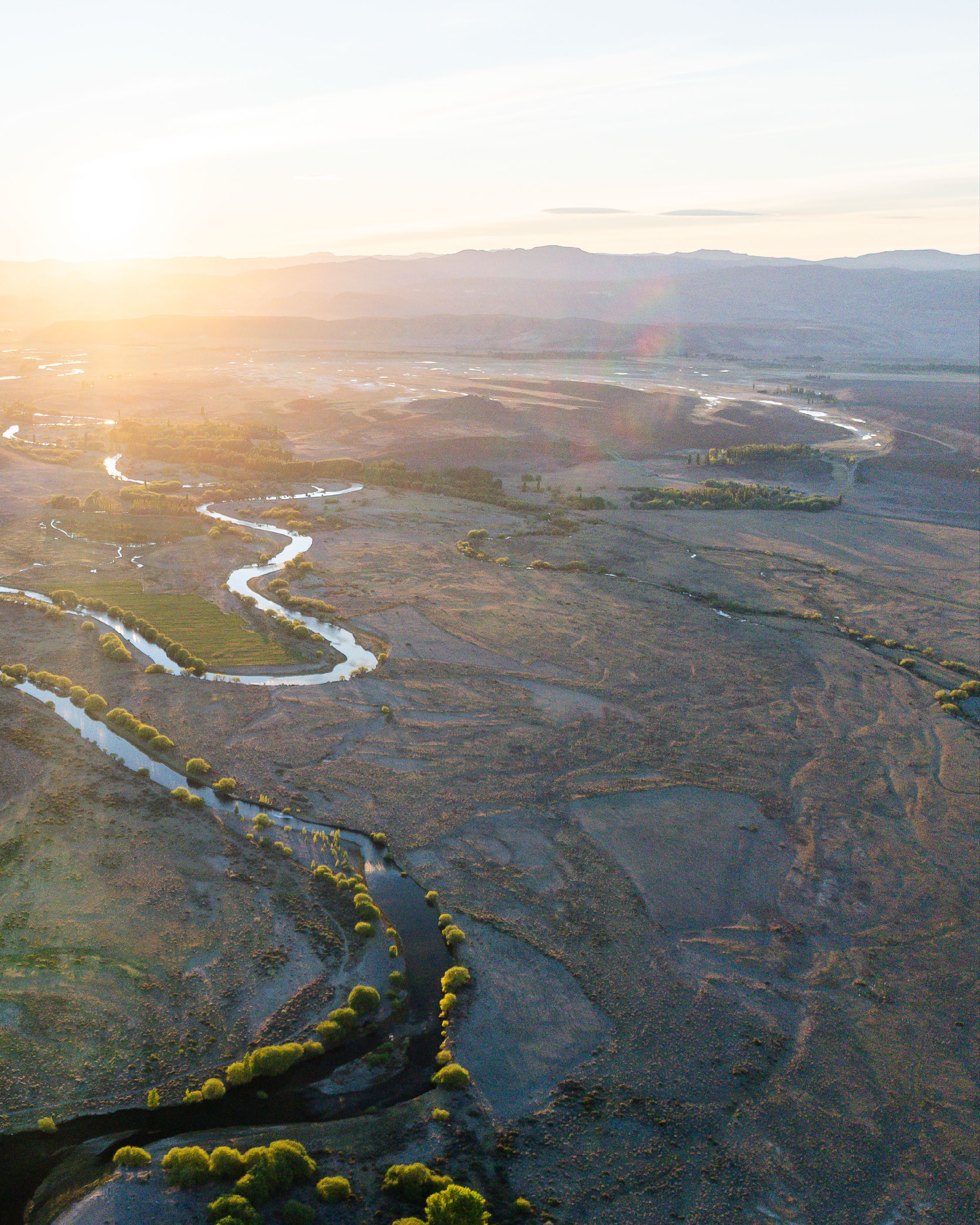 A season full of shared moments, great days on the river and unforgettable experiences.
Thank you for choosing Patagonia Steppe Outfitters.
Una temporada llena de momentos compartidos, grandes días en el río y experiencias inolvidables.
Gracias por elegir Patagonia Steppe Outfitters.
#SteppePatagonia #FlyFishing #GlampingLife
